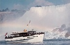 Canada-Niagara-Falls-Maid-of-the-Mist-1