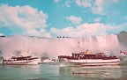 Canada-Niagara-Falls-Maid-of-the-Mist-3